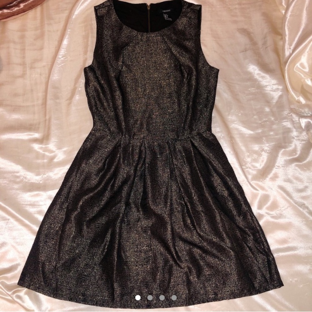 Black & Gold Sparkly Dress!!